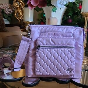 Lug Wander Crossbody Bag ( Metallic Sugarplum)